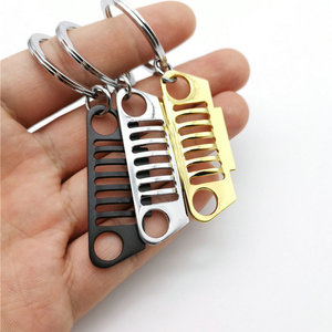 Portachiavi Mini Auto con Griglia Paraurti Anteriore, Volante da Corsa, Modello Testa Cilindro Turbo e Guarnizione Motore - Product Image 4