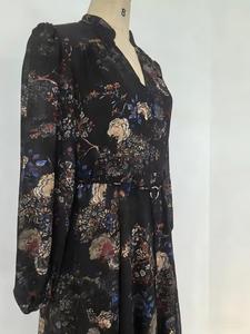 <span class=keywords><strong>Robe</strong></span> <span class=keywords><strong>longue</strong></span> en mousseline de soie <span class=keywords><strong>noire</strong></span> à imprimé floral pour femmes, fabriquée sur mesure, en polyester respirant, élégante et décontractée pour les vacances d'<span class=keywords><strong>été</strong></span> - Product Image 4
