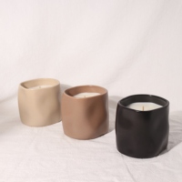 C & H Pots de bougies en céramique irréguliers de marque privée de luxe personnalisés en gros Bougies parfumées de parfum de maison avec boîte d'emballage