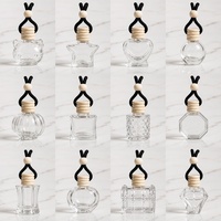 Diffuseur de parfum pour voiture, flacon d'huile aromatique rond carré transparent 8ml avec bouchon en bois, vide, à suspendre
