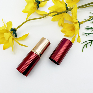 Tubo de Lápiz Labial Vacío de Aluminio, Fabricación Profesional, Diseño Vertical con Rayas Gruesas, Color Rojo Cepillado, Parte Superior Plana y Redonda, OEM - Product Image 4