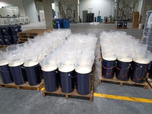 RTV2 Mold Making Liquid Rubber Silicone <span class=keywords><strong>pour</strong></span> le <span class=keywords><strong>moulage</strong></span> de résines polyester, cires, plâtres - Product Image 5