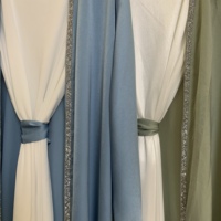 Abaya Sharut Personnalisée pour l'Aïd, Élégante et Pudique de Dubaï, Robe Musulmane pour Femme avec Fond de Robe Intérieur, Ensemble Abaya Ouverte en Soie Satinée et Diamants