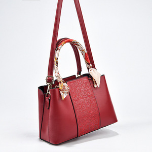 Bolsa de Boda Roja Elegante para Mujer, Nueva Bolsa de Mano de Alta Gama y Gran Capacidad, Bolsa de Novia, Bolsa de Hombro para Boda - Product Image 4