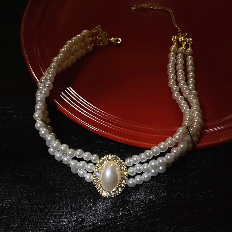 Luxury Jewelry Multilayer pearl necklace Diamond studded necklace vintage pearl beaded chocker