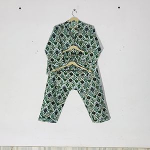 Ensemble de pyjama floral imprimé à la main pour femme - Vêtements de nuit en coton artisanal, tenue de sommeil et de détente bohème pour l'été, cadeau - Product Image 5