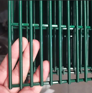 Clôture en acier galvanisé robuste 3D, facile à assembler, revêtement en PVC 3D, clôture en treillis métallique en acier - Product Image 1