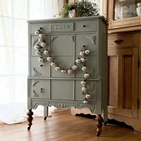 Armoire en bois massif de style français vintage avec décorations sculptées, armoire de rangement pour salon et chambre, armoire de rangement pour entrée