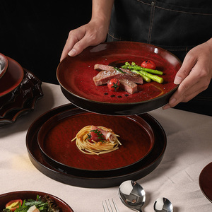 Grande Vente Vaisselle <span class=keywords><strong>de</strong></span> Luxe Nordique en Céramique Rouge Service <span class=keywords><strong>de</strong></span> Table en <span class=keywords><strong>Porcelaine</strong></span> Kits Céramique Cuite au Four Style Vintage pour <span class=keywords><strong>la</strong></span> Maison - Product Image 6