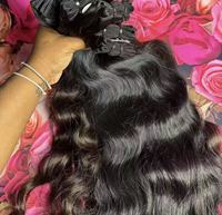 Vente en gros de mèches de cheveux vierges bruts, cheveux bouclés birmans bruts, perruques de cheveux brésiliens bruts, cheveux philippins bruts, cheveux vietnamiens bruts
