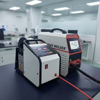 Machine de soudage laser portative pour plastique, puissance personnalisable pour garde-corps, portes, cadres de fenêtres, haute stabilité, soudage rapide