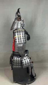 Nuevo Conjunto de Armadura Tradicional Samurái de Cuero Genuino, Disfraz de Película y Televisión, Unisex para Adultos, Hecho en Shandong, Diseño 100% Personalizado con Relieve de Goma - Product Image 4