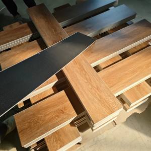 ハイブリッドフローリング防水8mm 7mm 6mm 5mm 4mm 4mm 0.55バージンSpcフローリングアンダーレイ付き - Product Image 4