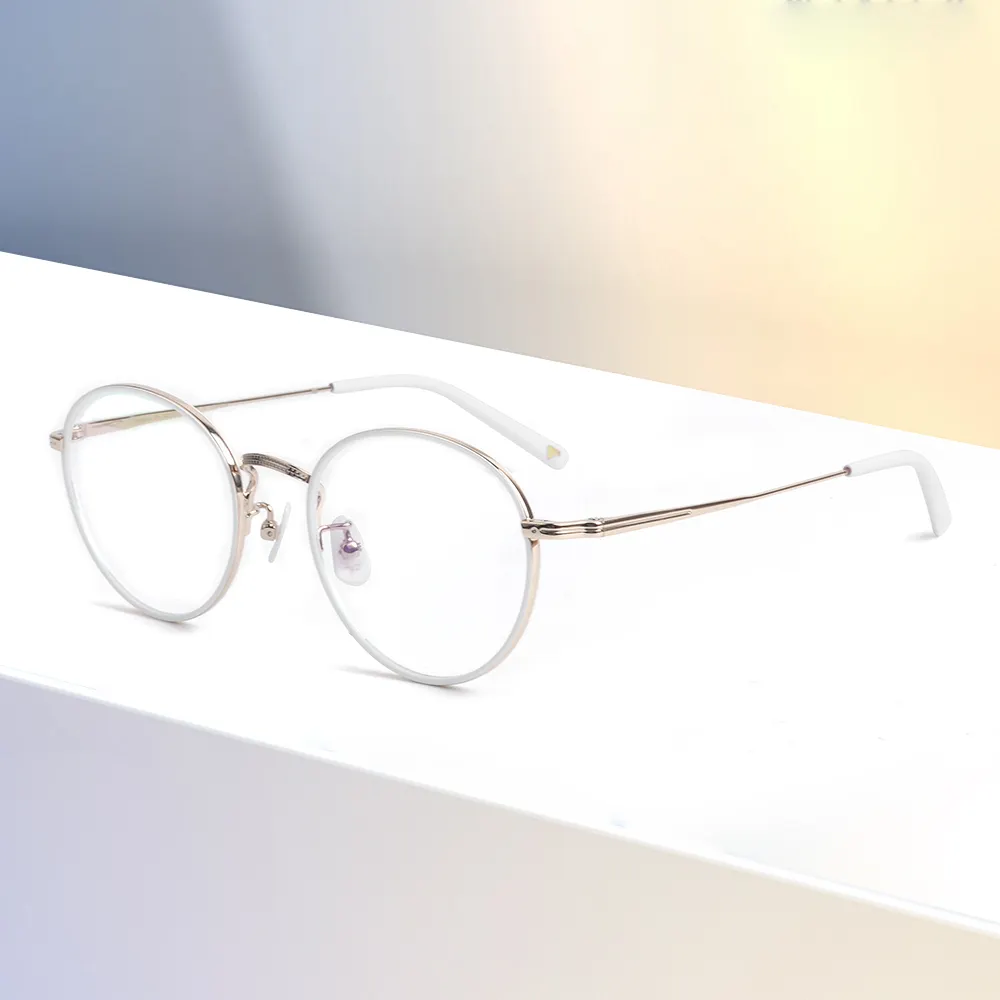 2024 japon populaire ultra-léger mode titane optique cadres Vintage rond femmes hommes optique lunettes monture de lunettes