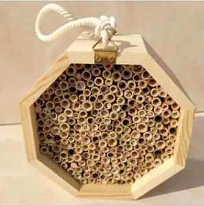 Uso sostenibile dell'ambiente di legno insect Bee House legno naturale Insect Hotel Shelter garden nest box