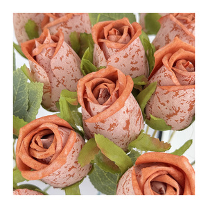18 têtes de roses flocon de neige pour la décoration de mariages et d'événements de Noël, arrangement floral avec des roses élégantes - Product Image 6