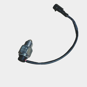 Interruptor de Luz de Reversa WK-252 M18X1.5 Normalmente Abierto para Camión Jiefang FAW Harbin, Pieza de Repuesto - Product Image 3
