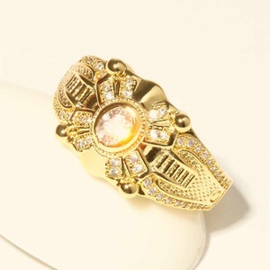 Hot Sale Fashion <span class=keywords><strong>Saudi</strong></span> Goldschmuck Pfändbarer 18 Karat <span class=keywords><strong>Gold</strong></span> Herren <span class=keywords><strong>ring</strong></span> Vergoldeter simulierter Edelstein Big <span class=keywords><strong>Ring</strong></span> - Product Image 3