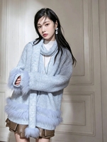 Cardigan en tricot chic avec bordure en fourrure de vison - Pull douillet à col en V avec poignets et ourlet moelleux, haut d'hiver doux et ample pour femme
