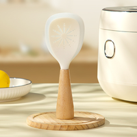 Cuillère de cuisine antiadhésive en silicone avec manche en bois, colorée, pour cuisson du riz, outils de pâtisserie, compatible lave-vaisselle, best-seller
