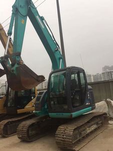 Excavadoras Kobelco 135 Originales de Japón con Certificación CE, Excavadora Usada de 13.5 Toneladas con Bomba Hidráulica Kawasaki y Martillo Rompedor - Product Image 5
