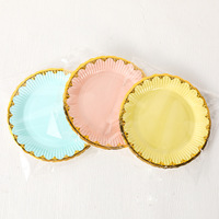 Assiettes en papier jetables de 7 pouces, monochromes, minimalistes, avec dentelle dorée, pour décoration de fête et présentation de gâteaux, vente en gros