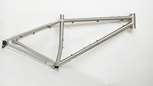 29er Titanium MTB Frame Waltly Handmade pour <span class=keywords><strong>Gravel</strong></span> Riding - Product Image 3