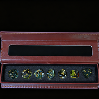 Étui à dés en cuir avec couvercle magnétique, boîte à dés portable moderne pour dés polyédriques, organisateur de bureau, transport de voyage