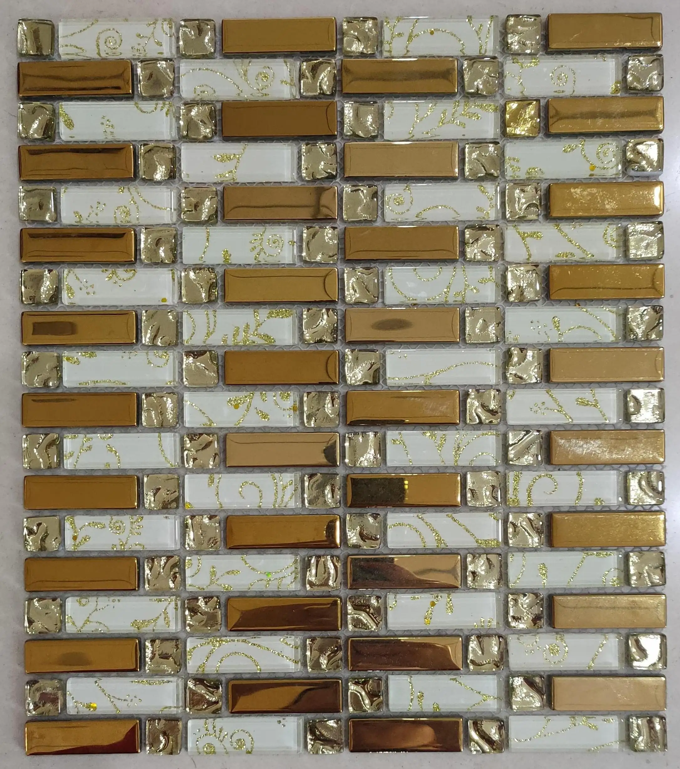 Mutfak backsplash çini altın ve simli cam çıkartmalar için altın şerit mozaik fayans