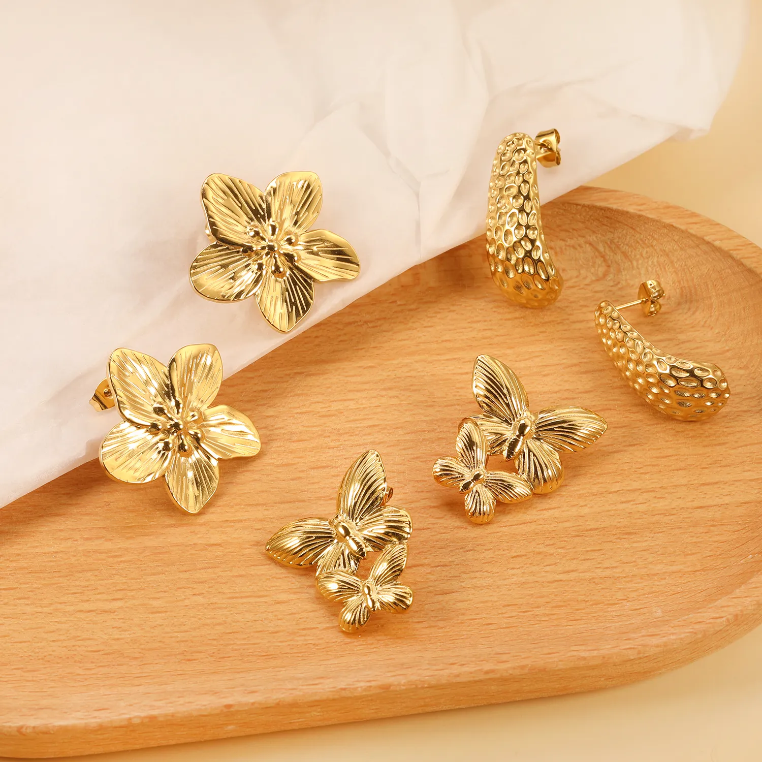 Customized Bulk Waterproof 18k Gold Plated Stainless Steel Statement Earrings Jewelry Hoop Shaped Chunky Earring Women