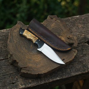 มีดสกินเนอร์สแตนเลส ใบมีดแบบ Fixed Blade ปลายแหลม ยาวรวม 8 นิ้ว ด้ามไม้  บอร์สเตอร์ทำจากเขาสัตว์สีดำ  หนังวัวแท้ - Product Image 2