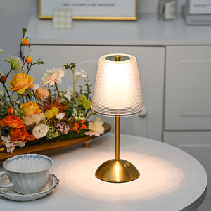 Lampade da Tavolo LED di Lusso <span class=keywords><strong>Vintage</strong></span> con <span class=keywords><strong>Paralume</strong></span> <span class=keywords><strong>in</strong></span> Cristallo Dorato, Dimmerabili, Ricaricabili, Senza Fili, con Controllo Touch per Ristoranti - Product Image 2