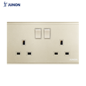 <span class=keywords><strong>Prise</strong></span> murale universelle en alliage d'aluminium brossé 3 prises Royaume-Uni <span class=keywords><strong>Malte</strong></span> 1 USB Type-C 1 port USB Chargeur rapide Interrupteur électrique - Product Image 4