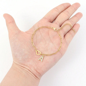 Dijes de Letras de Acero Inoxidable Chapados en Oro de 18K con Cristales de Estrás, Colgante de Alfabeto, Estilo Clásico, Joyería Unisex para Hacer Bisutería - Product Image 4