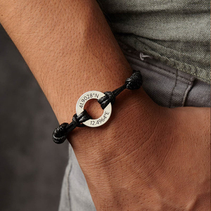Pièce de monnaie personnalisée avec logo de coordonnées gravé, année de <span class=keywords><strong>naissance</strong></span> réglable, <span class=keywords><strong>bracelet</strong></span> en cuir <span class=keywords><strong>personnalisé</strong></span> pour hommes - Product Image 3