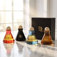 Bouteilles diffuseurs en verre rechargeables de 7 oz avec bouchon en liège, options de gravure et marquage à chaud, MOQ 100 pièces pour diffuseurs à bâtonnets d'huiles essentielles