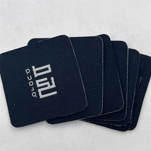 แผ่นแปะซิลิโคนนิ่มแบบรีดร้อน พิมพ์โลโก้ สำหรับเสื้อยืด - Product Image 2