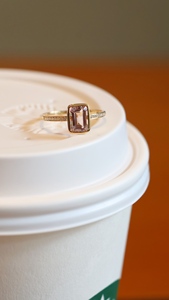 Xinfly Romantic 18K Gold Single Stone Natural Pink Morganite Gemstone Ring - Product Image 3