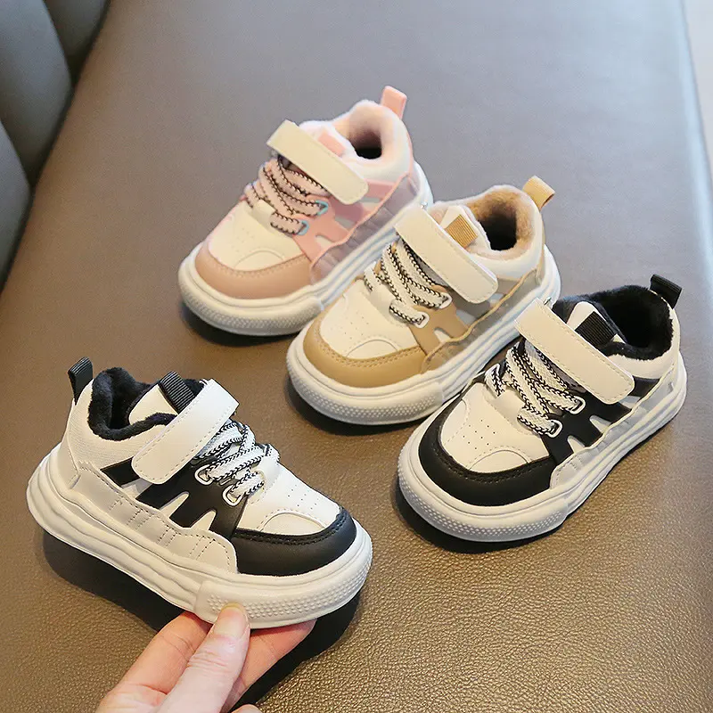 2024 Hotselling Children Sports ShoesAnti Slip Soft Bottom Sneakers Comfortable Toddler Outdoor Casual Flat Sports white Shoes