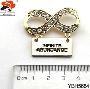 Broche en forma de diamante en RHINESTONE Hermandad y fraternidad griega personalizado para grupos sociales de Damas MK Desarrollado por Joyería rosa - Product Image 3