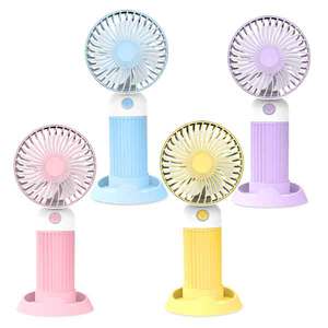 Mini ventilador de carga USB portátil recién llegado, ventilador pequeño de primera marcha personalizable para coche, Hotel, uso al aire libre, caja de plástico - Product Image 1