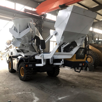 Camion bétonnière de chantier avec trémie de pesage, bétonnière diesel à chargement automatique de 3, 5 m3