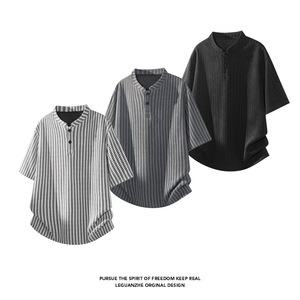 Camiseta de Punto Texturizado con Cuello Redondo para Hombre, Corte Regular, Manga Corta, 100% Algodón, 240g, Estilo Vintage para un Look Urbano - Product Image 1