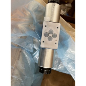 Nouveau produit d'origine authentique R900561288 4we 6 J62/eg24n9k4 Vanne directionnelle 24vdc Module PLC - Product Image 3