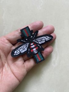 Toppa Classica a Forma di Ape Interamente Ricamata in Stile Cartone Animato, Patch Termoadesiva per Abbigliamento, Accessori, Borse e Scarpe - Product Image 5