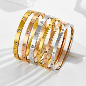 Bracelet jonc en acier inoxydable plaqué or 18 carats avec clous et diamants <span class=keywords><strong>Kaja</strong></span>, bijoux européens pour femmes d'Asie du Sud-Est et d'Indonésie, vente en gros - Product Image 1