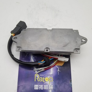 Module de commande de moteur à 6 lignes 82D02000-101 82D02100-511 pour pièces d'excavatrice E320B - Product Image 1