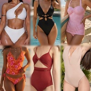 ชุดว่ายน้ำบิกินี่สตรีสต็อกส่วนเกิน กระเป๋าสุ่มแบบคละแบบ ชุดไปเที่ยวทะเล ขายส่ง - Product Image 2