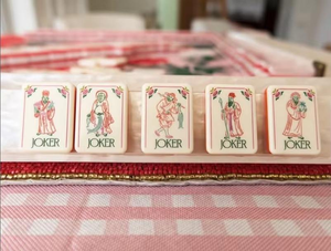 Juego de Mahjong Americano Rosa Madreperla, Diseño Vintage, 160 Fichas, Patas Plegables de Acrílico Personalizadas, Estilo Cultural para 4 Jugadores, Familiar - Product Image 4