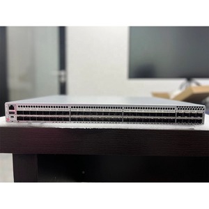 Brocade G720 56 Puertos 16GB 32GB FC SAN Conmutador de almacenamiento de fibra Conmutador de clase empresarial - Product Image 1